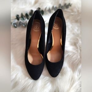 Jessica Simpson heels